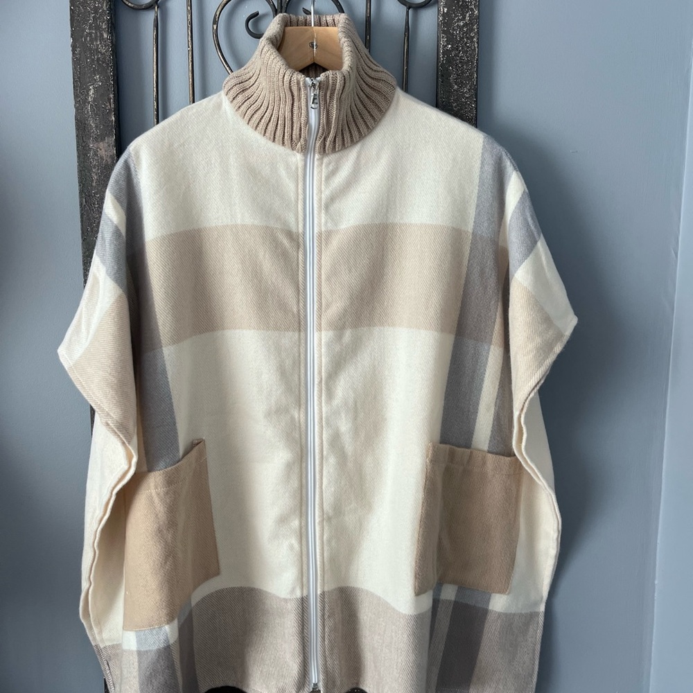 Stylish Women's Beige and Gray Front Zip Poncho